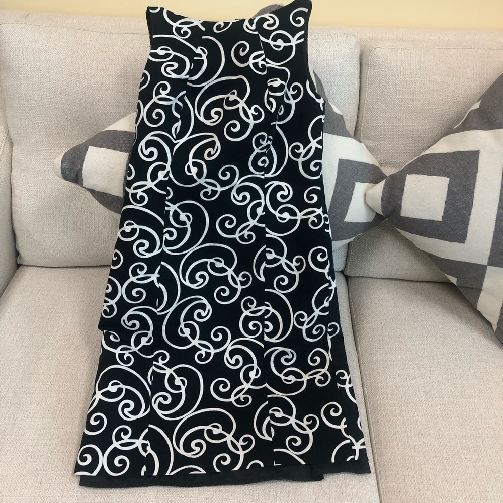 AnnTaylor black and white dress excellent used condition